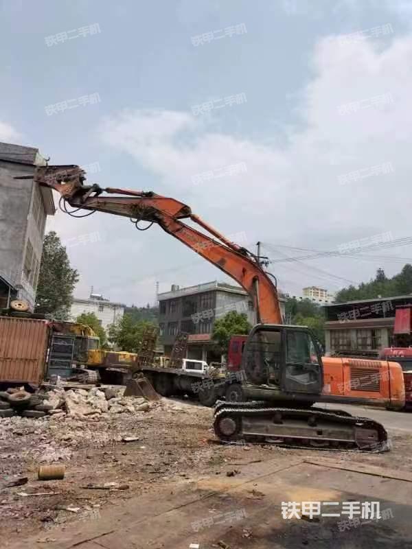 驾驶室整体（整机外观）