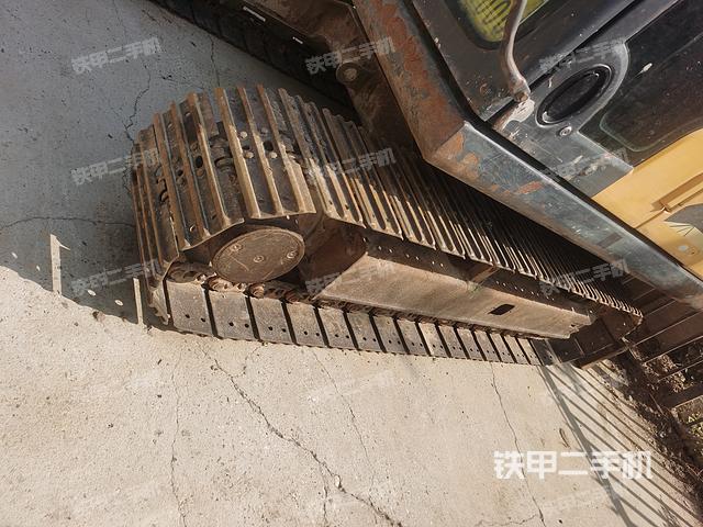 单侧履带整体（整机外观）