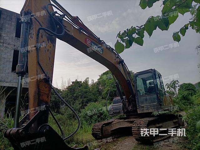 徐工XE200DA挖掘机