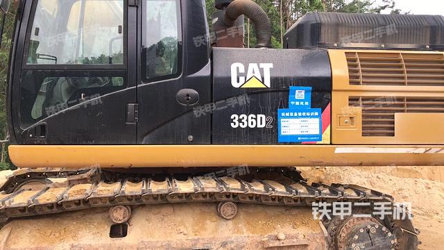 单侧履带整体（整机外观）