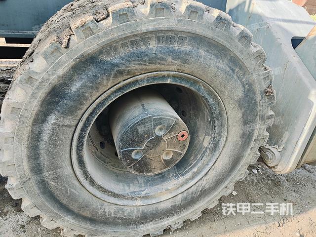 单侧履带整体（整机外观）