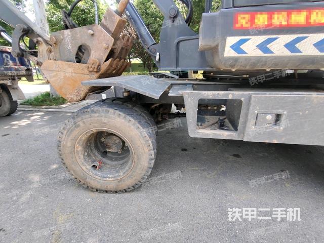 右侧履带整体 （行走机构）