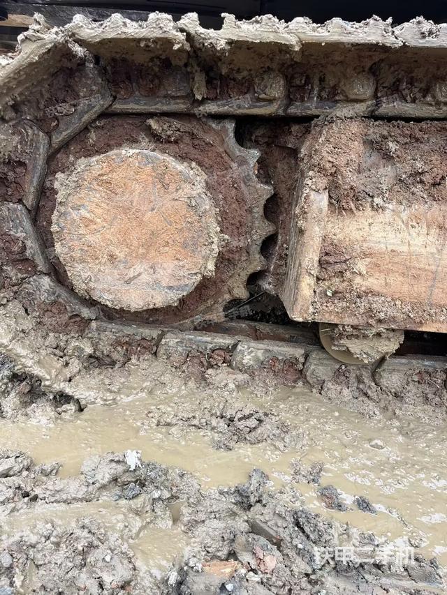 单侧履带整体（整机外观）