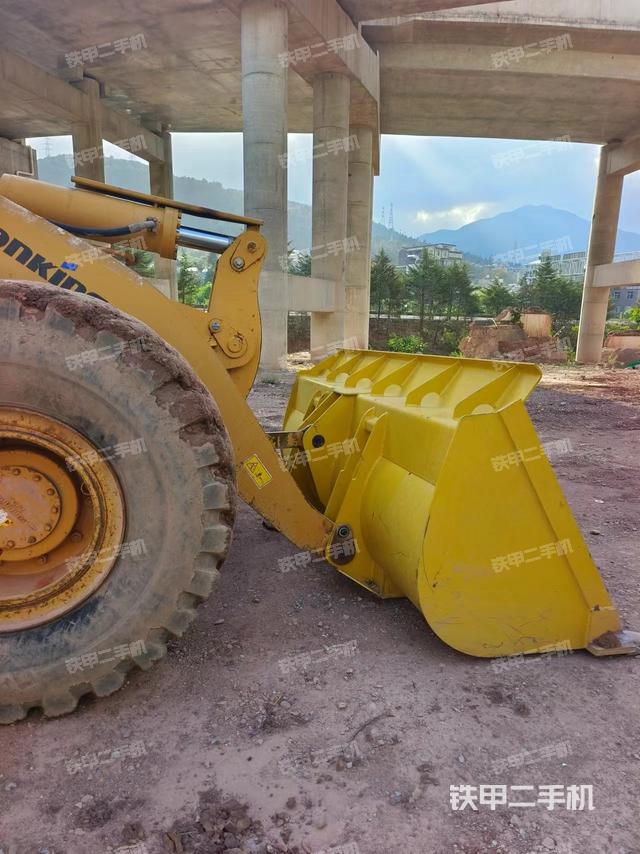 工作装置整体（整机外观及大件）