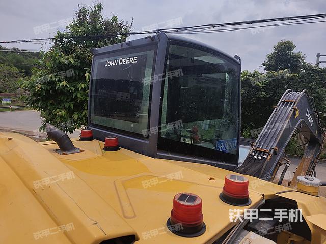 驾驶室顶部（整机外观）