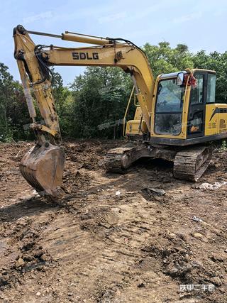 兰州山东临工E675F挖掘机实拍图片