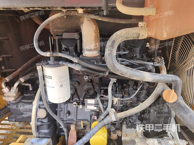 发动机整体俯视（整机外观）