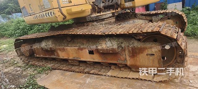 单侧履带整体（整机外观）