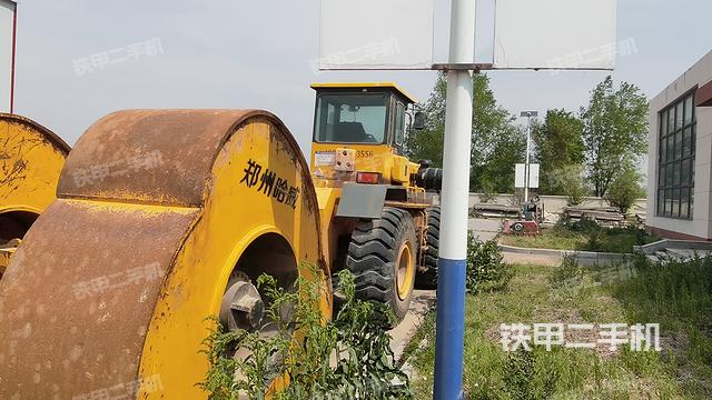 整机左侧（设备外观及核心部件）