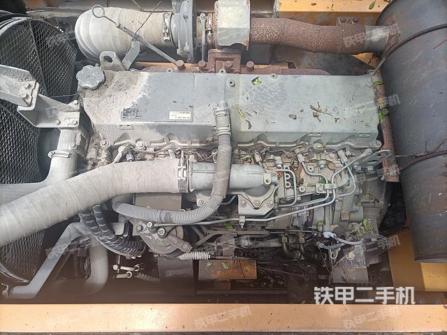 发动机整体俯视（整机外观）