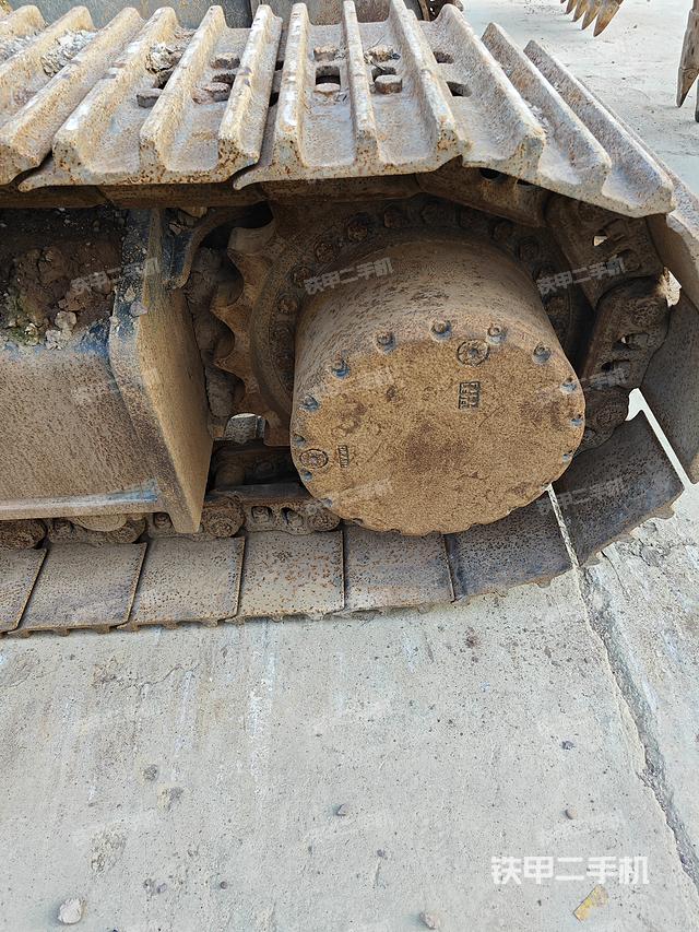 单侧履带整体（整机外观）