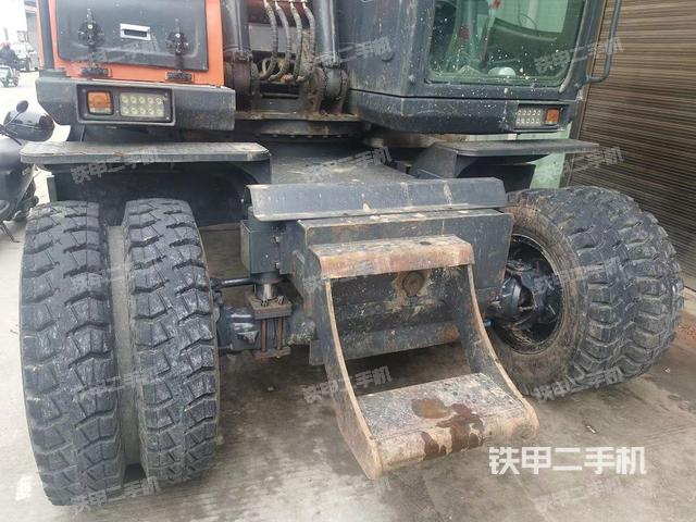 单侧履带整体（整机外观）