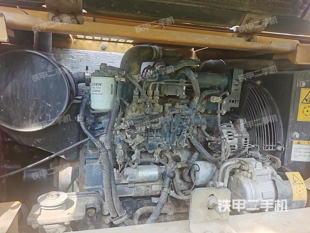 发动机整体俯视（整机外观）