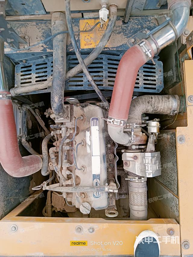 发动机整体俯视（整机外观）