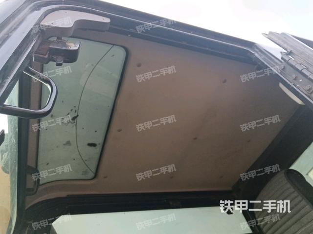 頂棚整體(駕駛室部分) 頂棚整體(駕駛室部分)