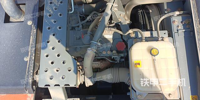 发动机整体俯视（整机外观）