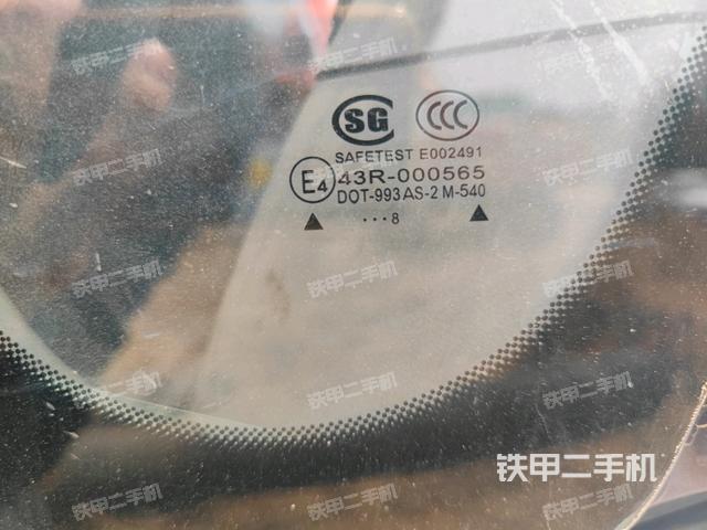 后窗玻璃角標(biāo)（駕駛室部分）