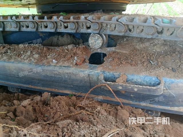右側(cè)行走馬達(dá)蓋板(行走機(jī)構(gòu)) 右側(cè)行走馬達(dá)蓋板(行走機(jī)構(gòu))