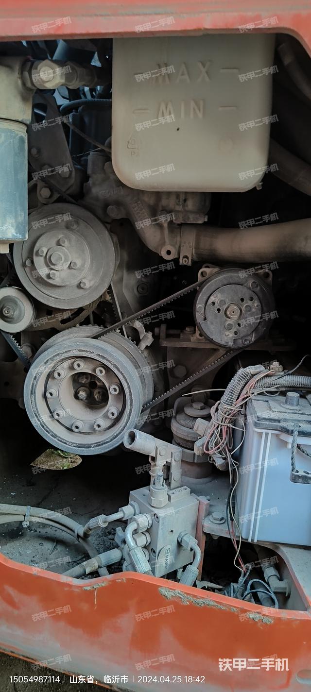 整机左侧（设备外观及核心部件）