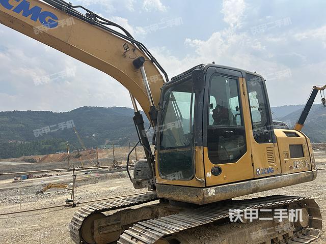 徐工XE150D挖掘机