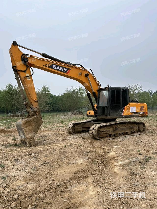 三一重工SY215C挖掘機