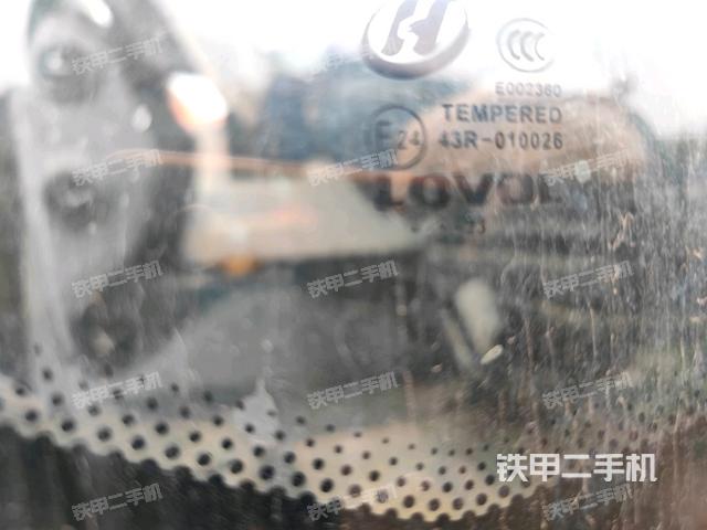 后窗玻璃角標(biāo)(駕駛室部分) 后窗玻璃角標(biāo)(駕駛室部分)