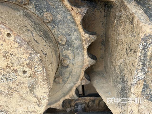 单侧履带整体（整机外观）