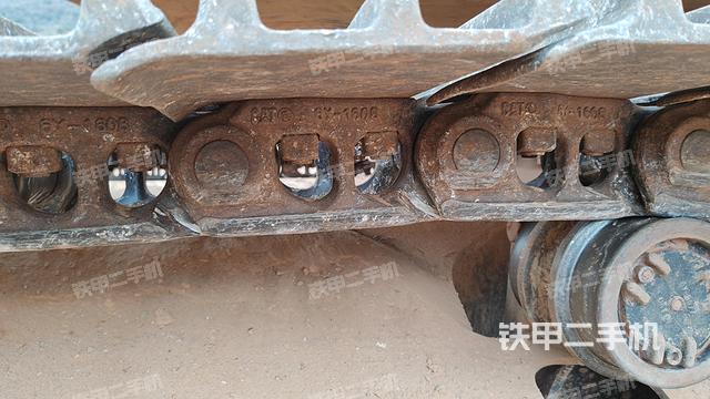 单侧履带整体（整机外观）