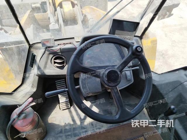 驾驶室操作台（整机外观及大件）