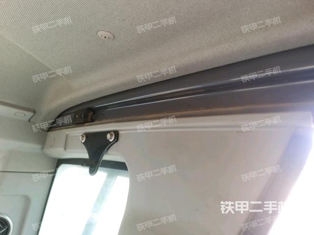 右側(cè)玻璃角標(biāo)(駕駛室部分) 右側(cè)玻璃角標(biāo)(駕駛室部分)