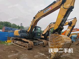 徐工XE305D挖掘机实拍图片