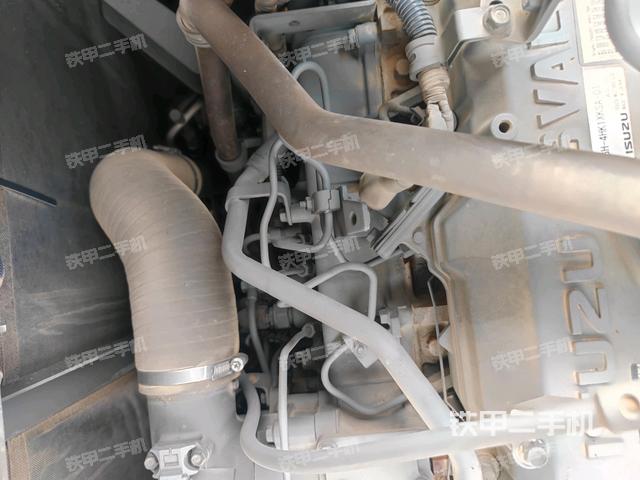 氣門室蓋螺絲特寫（上車部件）