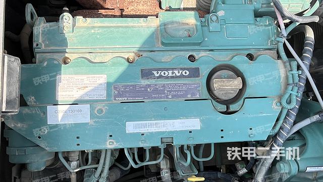 发动机整体俯视（整机外观）