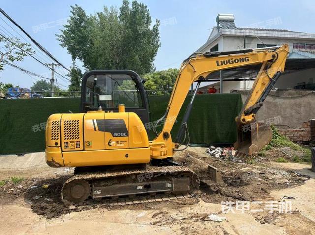 整机右后45°（整机外观）