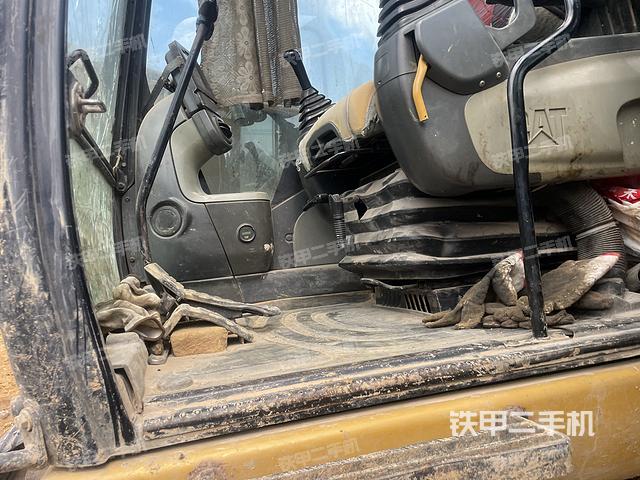 驾驶室整体（整机外观）