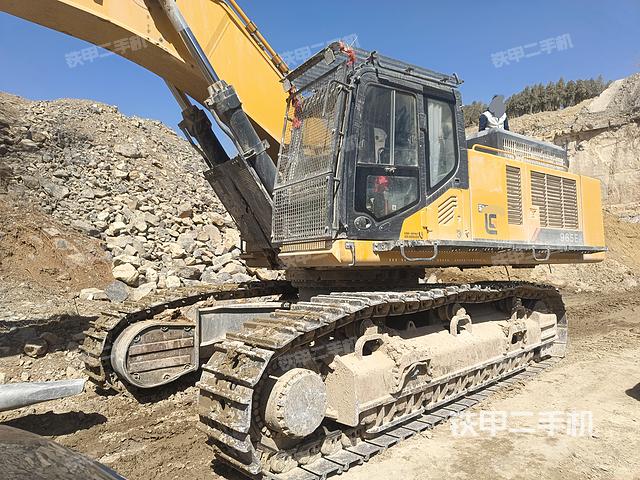 驾驶室整体（整机外观）