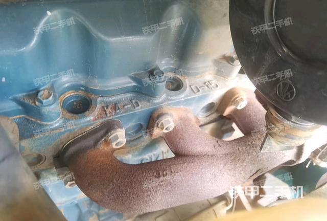 大臂背部俯視(工作和回轉(zhuǎn)裝置) 大臂背部俯視(工作和回轉(zhuǎn)裝置)