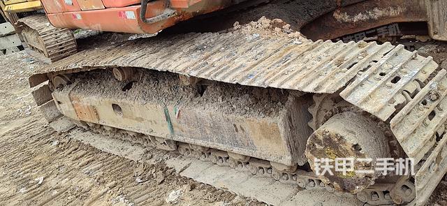 单侧履带整体（整机外观）