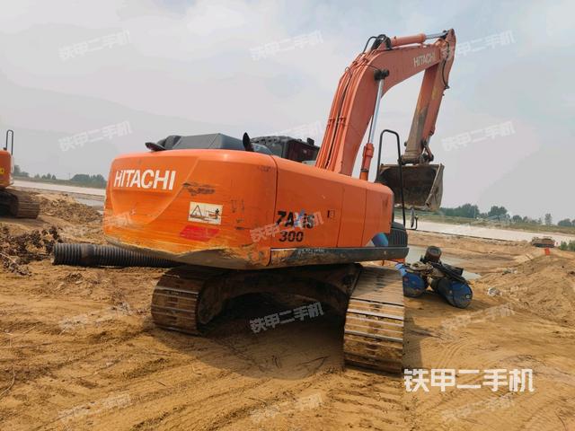 右后45（整機(jī)外觀）