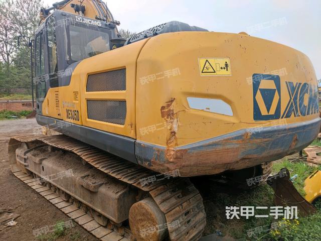 徐工XE305D挖掘机的设备实拍-第3张实拍照片