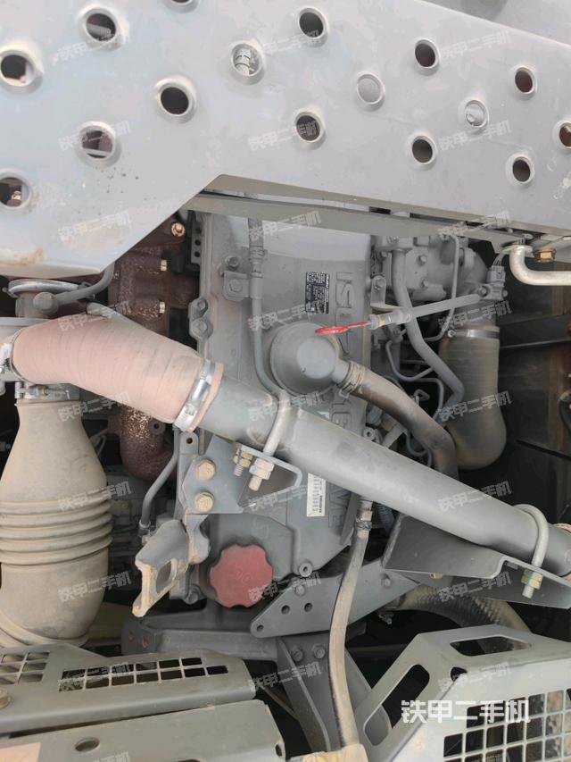 發(fā)動(dòng)機(jī)室（上車部件）