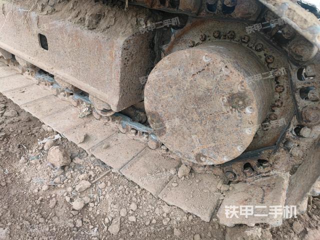 右側(cè)履帶整體(行走機構) 右側(cè)履帶整體(行走機構)