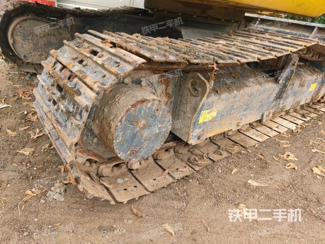 左驅(qū)動(dòng)輪（行走機(jī)構(gòu)）