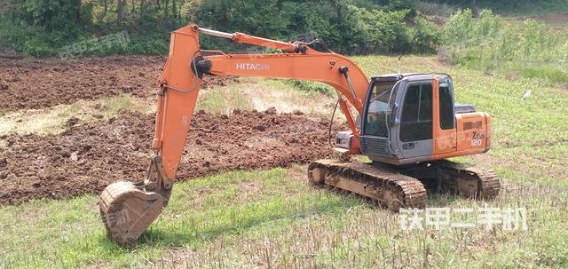 日立ZX120挖掘机