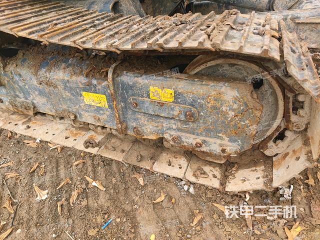 左側(cè)履帶整體?（行走機(jī)構(gòu)）