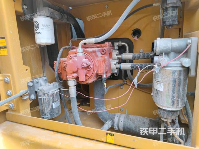 液壓泵室(大件艙室) 液壓泵室(大件艙室)
