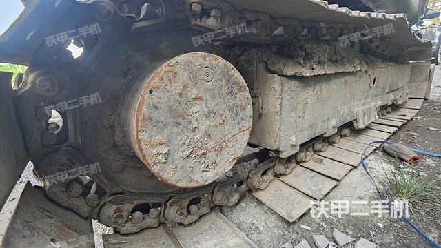 单侧履带整体（整机外观）