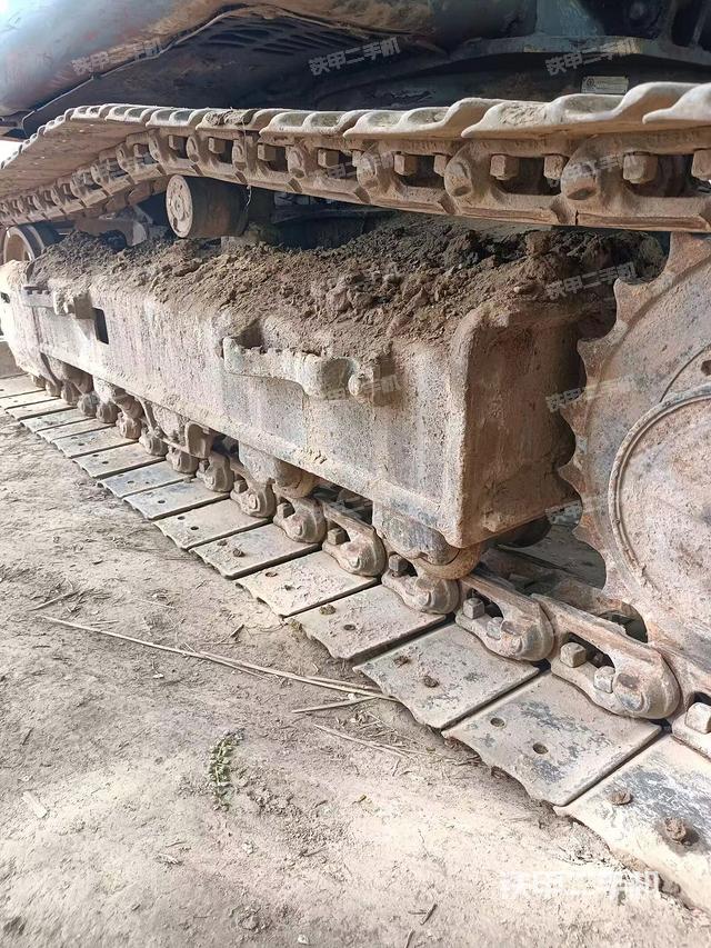 单侧履带整体（整机外观）