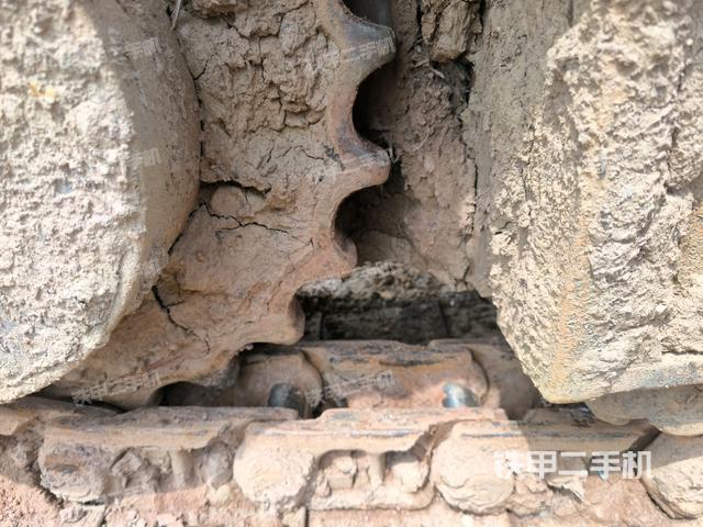 左側(cè)履帶整體?(行走機(jī)構(gòu)) 左側(cè)履帶整體?(行走機(jī)構(gòu))