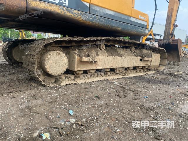 单侧履带整体（整机外观）